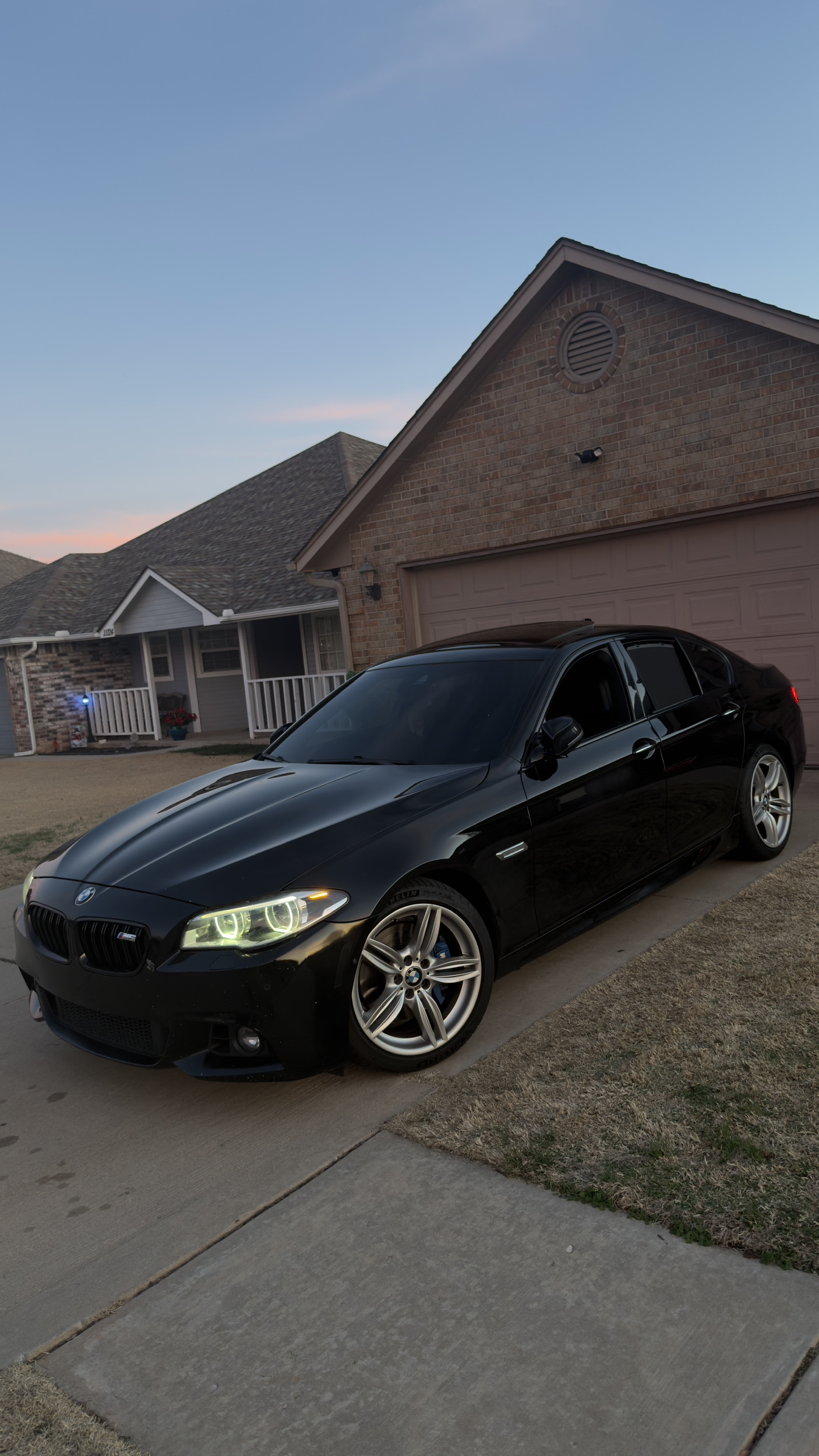 2016 BMW 550i exterior