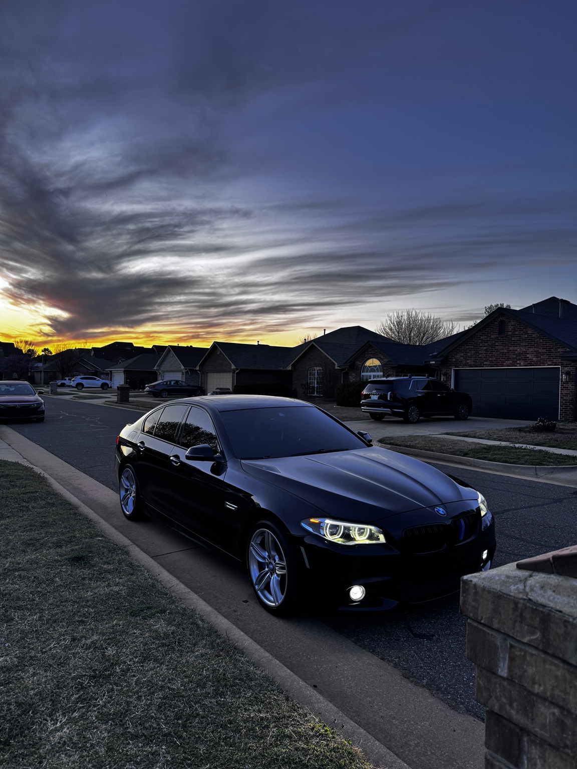 BMW 550i cabin detail