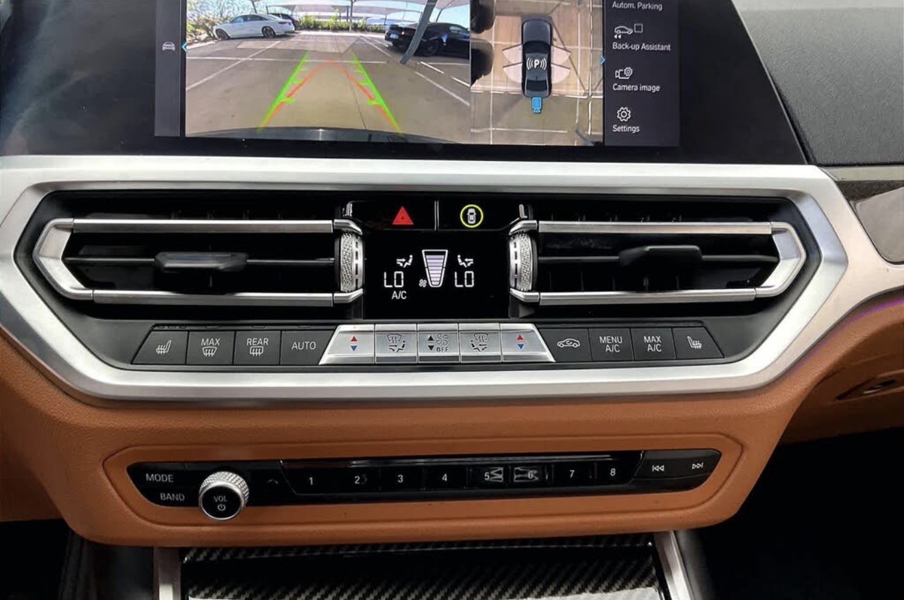 BMW parking camera display